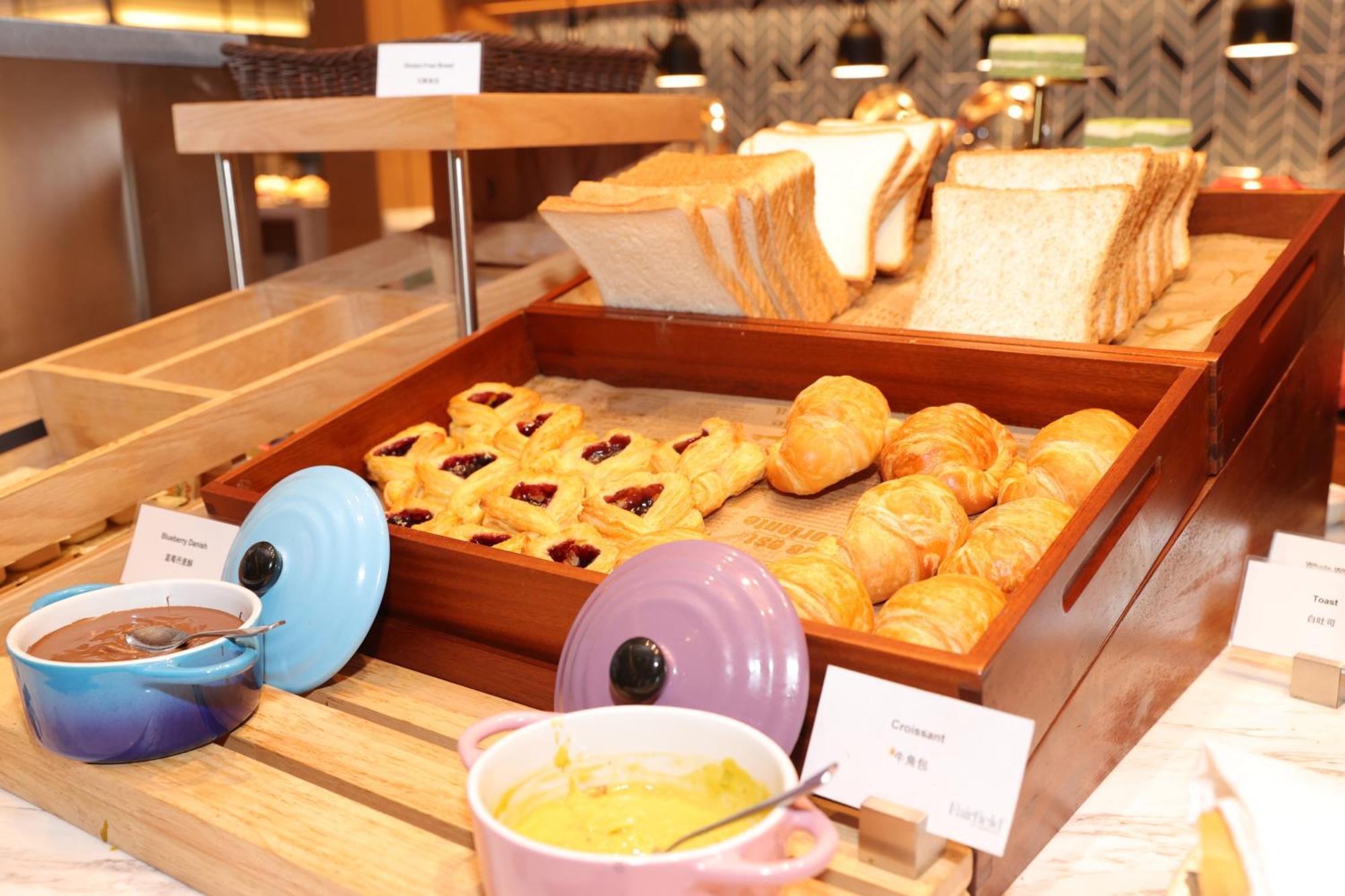 Fairfield By Marriott Guangzhou Konggang Hotel ภายนอก รูปภาพ